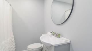 Cozy 2BR/1BA Duplex Just Blocks from Downtown Biloxi, Beaches and Entertainment - Biloxi - 2
