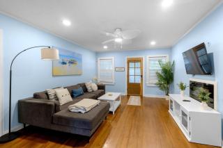 House on 6th- 3 bed/2 bath home located a short drive to downtown Gulfport - Gulfport - 7