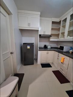 A4 Studio Apartment Room Transient House near Abreeza Mall, USEP Obrero, Victoria Plaza, SM Lanang, SPMC MDMRC Hospital - Davao - 5