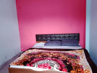 Raj Homestay - Ayodhya - 4