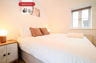Two Bedroom Flat By Littlepiggyrentals Short Lets & Serviced Accommodation Cranfield With Balcony & Fast Wi-Fi - Cranfield - 4