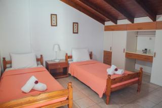 Tsirigotis hous - Acharavi - 1