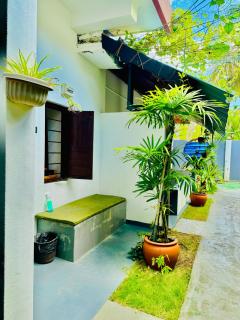 Cozy Sand Beach Hotel - Arugam Bay - 5