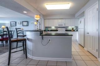 Yacht Club Villas #1-703 - Myrtle Beach - 4