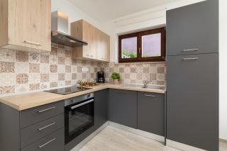 Apartman Mira - Njivice - 4