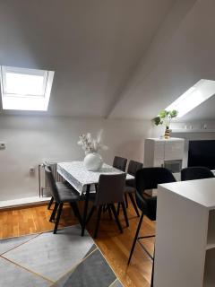 Luxury apartment Kvaternik Square - Zagreb - 2