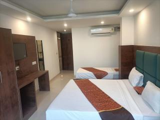Hotel Hight Tej plaza Near IGI Airport Delhi - Neu-Delhi - 6