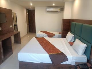 Hotel Hight Tej plaza Near IGI Airport Delhi - Neu-Delhi - 7