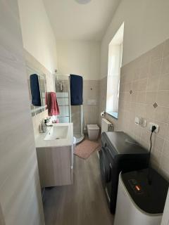 Sweet Home - Monza - 1