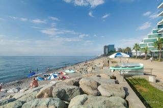 Premium apartment on the seacoast, Batumi View - 4