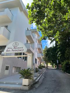 Hotel San Francesco - San Giovanni Rotondo - 8