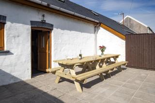 The Mill and Stable - a large accessible barn sleepign 10 guests close to Laugharne - Laugharne - 9