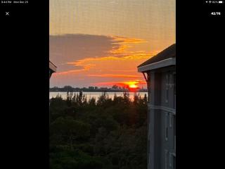 Penthouse Retreat! Coastal Condo 1 mile to AMI & Beaches! - 5