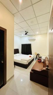 Hotel Wagheshwari - Ujjain - 3