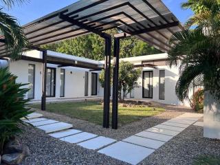 Luxury unique mountain house with private pool and gym - Girardot - 1