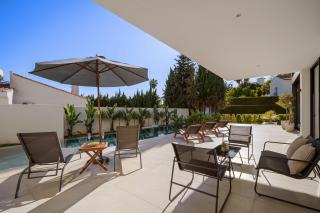 Villa Elviria - Private Swimming Pool - Marbella - 4