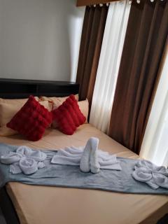 349-1br 1bed quenn 1sofa bed 2extra mattress moa view with balcony - Manila - 6