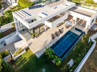 Villa Elviria - Private Swimming Pool - Marbella - 0
