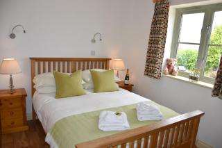 Hazel - 3 Bed accessible holiday cottages - Tregoney - 2