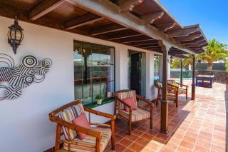 Villa Roca Negra by Villa Plus - 1