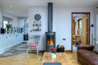 Yew Cottage - 0