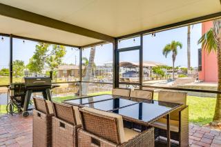 Boat Dock and Ten Mile Canal Access Fort Myers Home - Fort Myers - 8