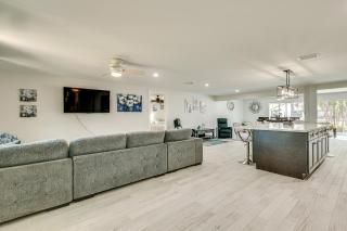Boat Dock and Ten Mile Canal Access Fort Myers Home - Fort Myers - 6