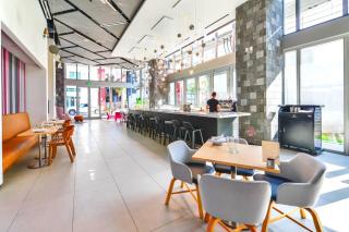 Stylish Stay in the Heart of Miami - Walk to Bayside & Bayfront Park - Miami - 9