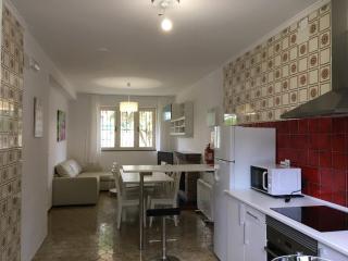 Chalet de dos plantas independientes con aparcamiento y jardin privado - Noja - 4