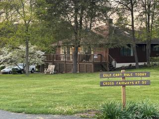 Golf Course Views w Fireplace & Resort Amenities - Hedgesville - 5