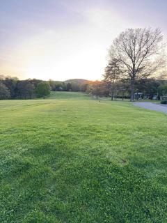 Golf Course Views w Fireplace & Resort Amenities - Hedgesville - 4