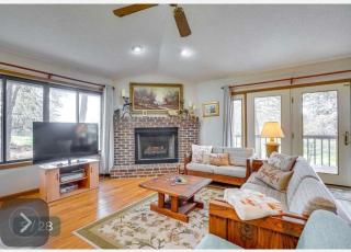 Golf Course Views w Fireplace & Resort Amenities - 7