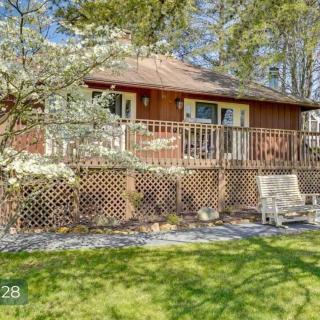 Golf Course Views w Fireplace & Resort Amenities - Hedgesville - 9