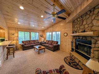 Rustic Fawn Cabin in Boulder Junction WI - Sayner - 9