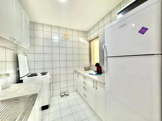 Two Bedroom Apartment near Slovenska Beach - Budva - 2