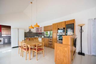 Holiday Villa - Balaclava - 5