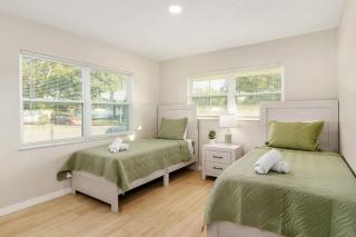 Spacious Duplex Zephyrhills #2 - 8