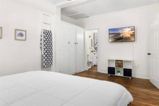 Charming 1-Bedroom Home in Lakeland! - 9