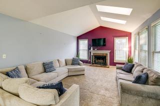 Family Retreat with Fenced Yard in Woodbridge! - 0