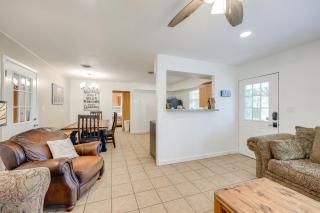 10 Mi to Garner State Park Concan Home with Patio - Concan - 6