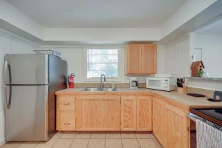 10 Mi to Garner State Park Concan Home with Patio - Concan - 5