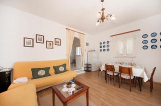 Apartment Agata - Splitska - 4