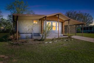 3 Bedroom, Comfy Home Dade City, Gated Community - 4