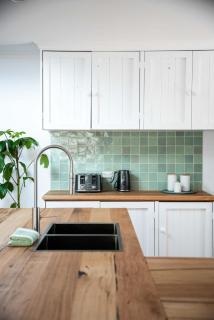 Beachside Hideaway on Domain - Torquay - 2