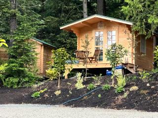 Creekside Bunkies - Roberts Creek - 5