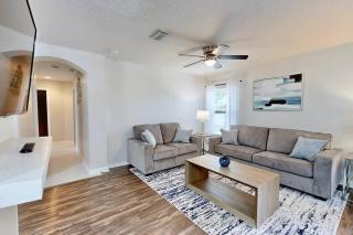 Brooksville Retreat! 3 Bed, 2 Bath! - Brooksville - 3