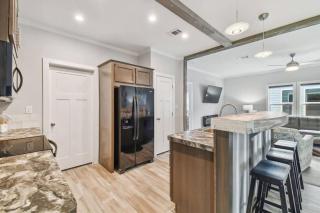 2 Bed Cozy Home, Dade City, Pickle Ball and Pool - 3