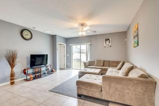 Relax with Pool - Beaches - Local Fun - 0