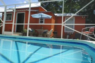 Cozy Retreat Cottage with Pool Near Yoga and Brewery - - 3