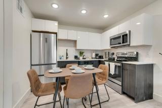 New! Modern Comfort 5 min from Downtown & Deep Ellum - Dallas - 8